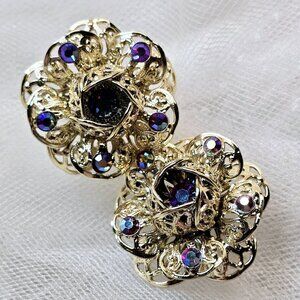 Vtg Sarah Coventry 1961 Purple Rhinestones Flower Clip On Earrings Gold Tone